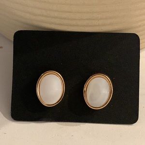 Oval Stud Earrings